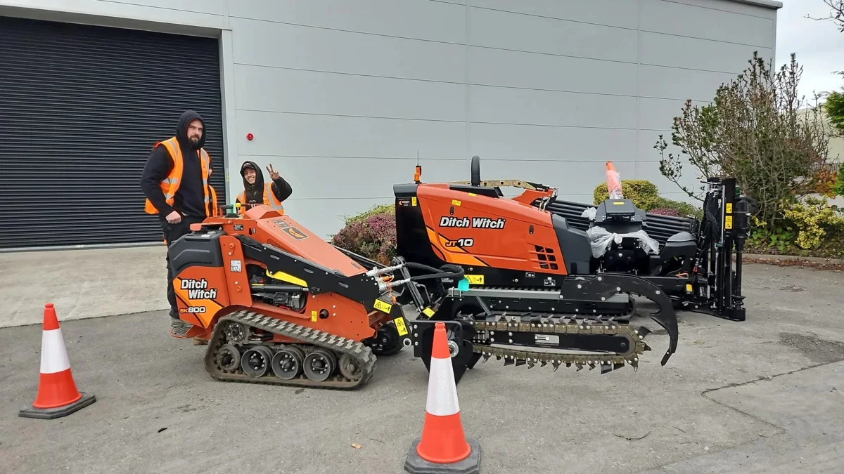 Lucking’s compact excavator and directional drilling rig at a work site.
